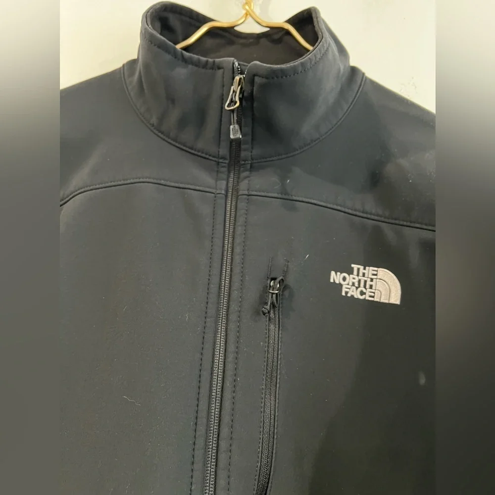 The North Face Men's Black Waterproof Jacket L